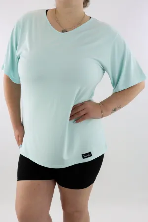 Aqua Green - T-shirt - V-neck - Long - Wide Sleeve