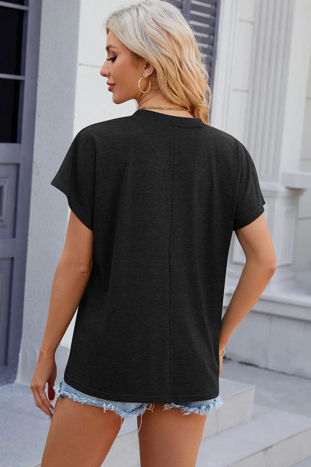 Cece V-Neck Short Sleeve T-Shirt