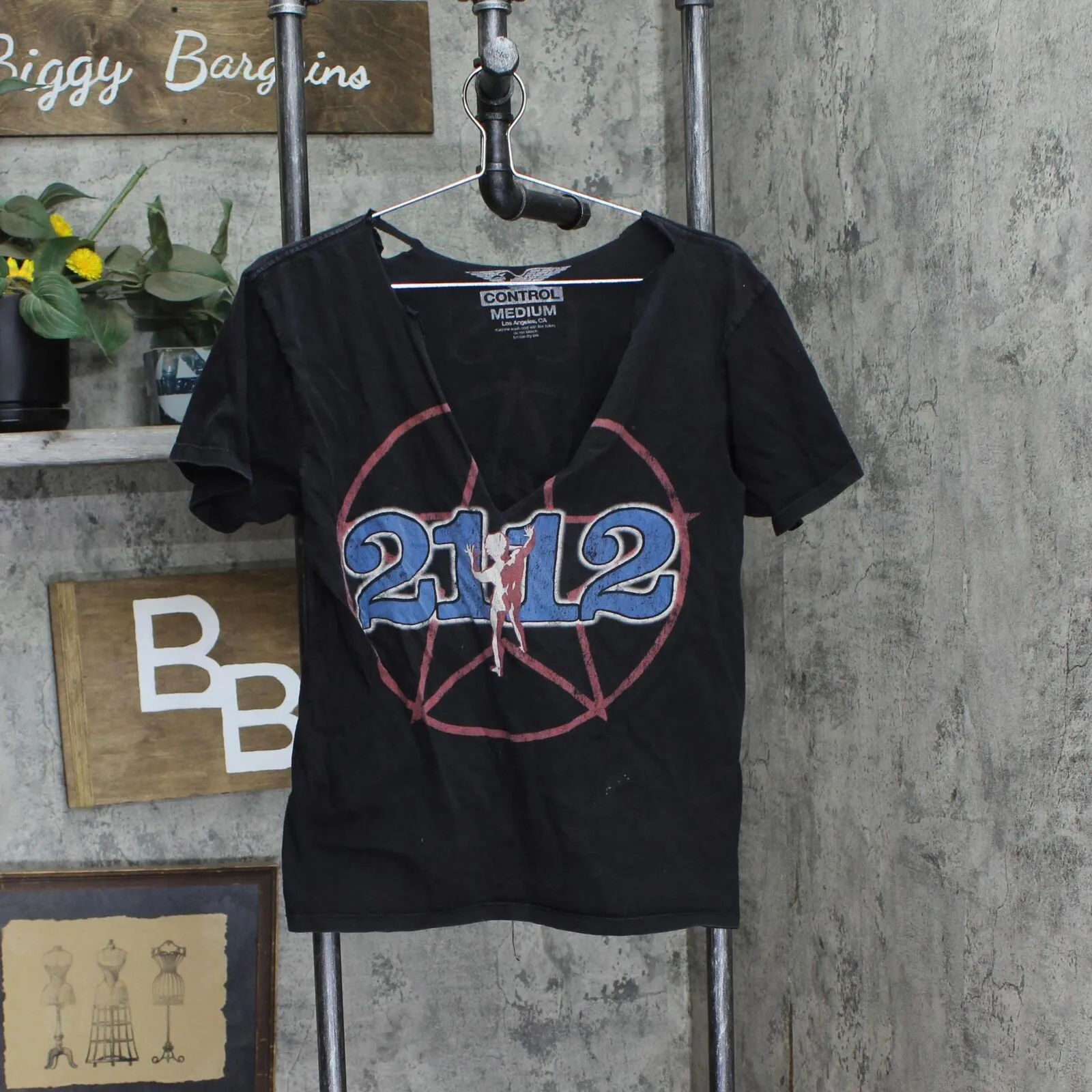 Control Womens Distressed V-Neck Rush 2112 Band T-Shirt Tee Black M