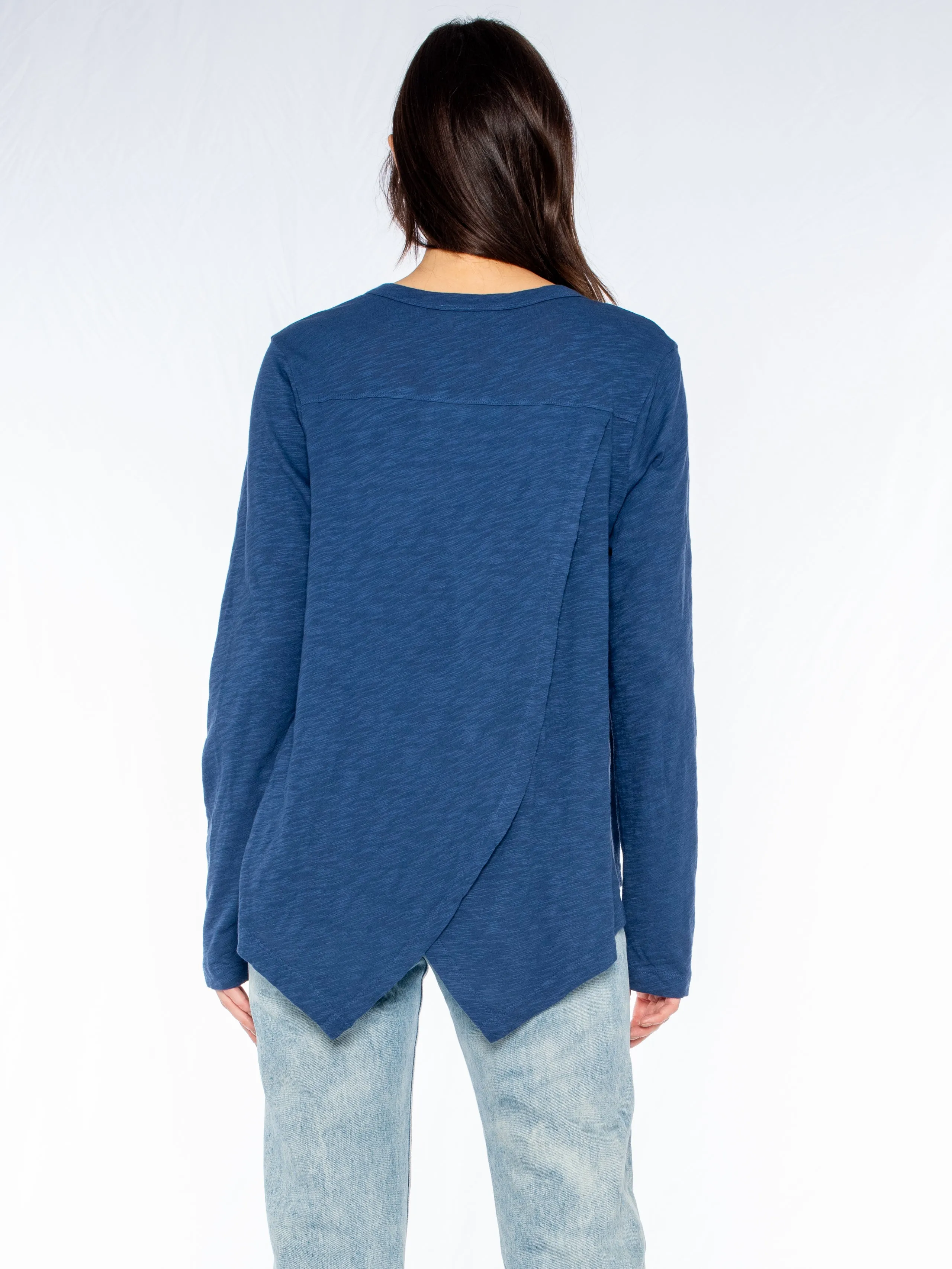 Crew L/S Drama Crossover Back Slub Tee