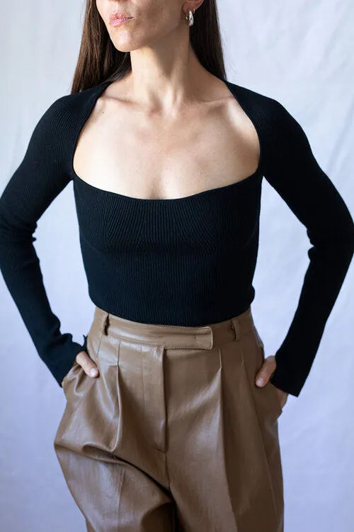 Elle Sweater (Black)