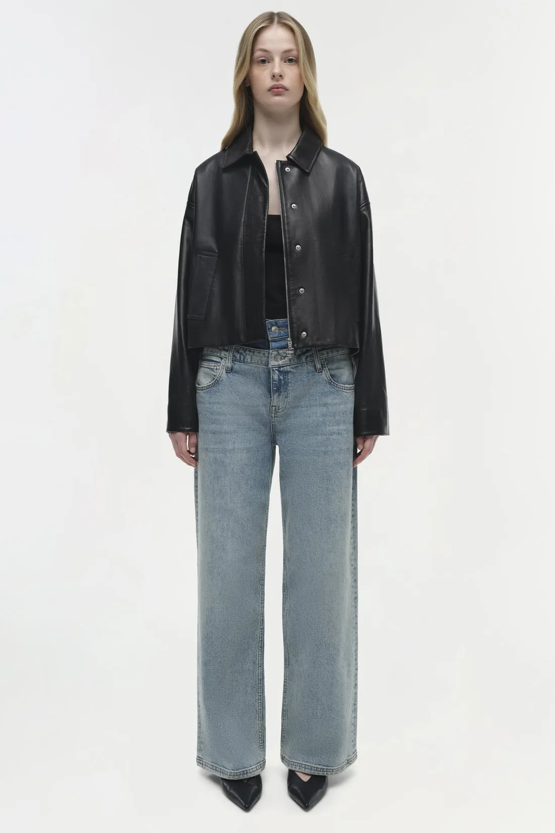 Everli Cropped Leather Jacket in Black