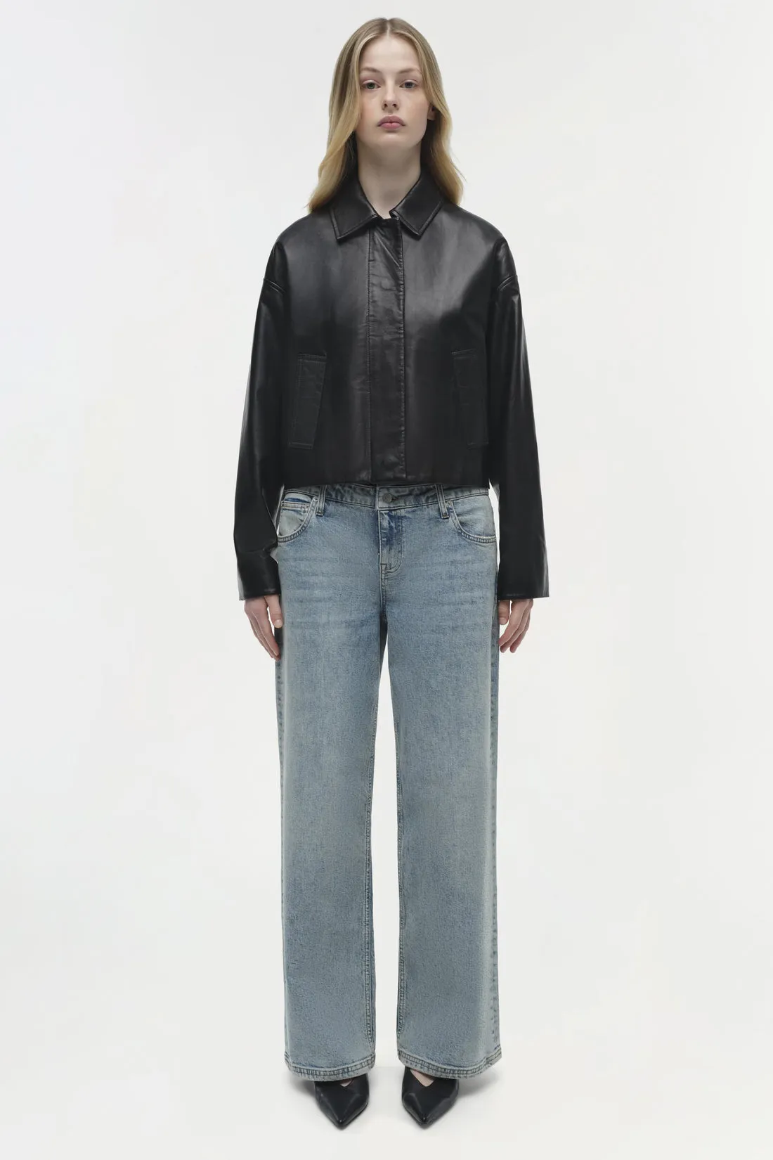 Everli Cropped Leather Jacket in Black