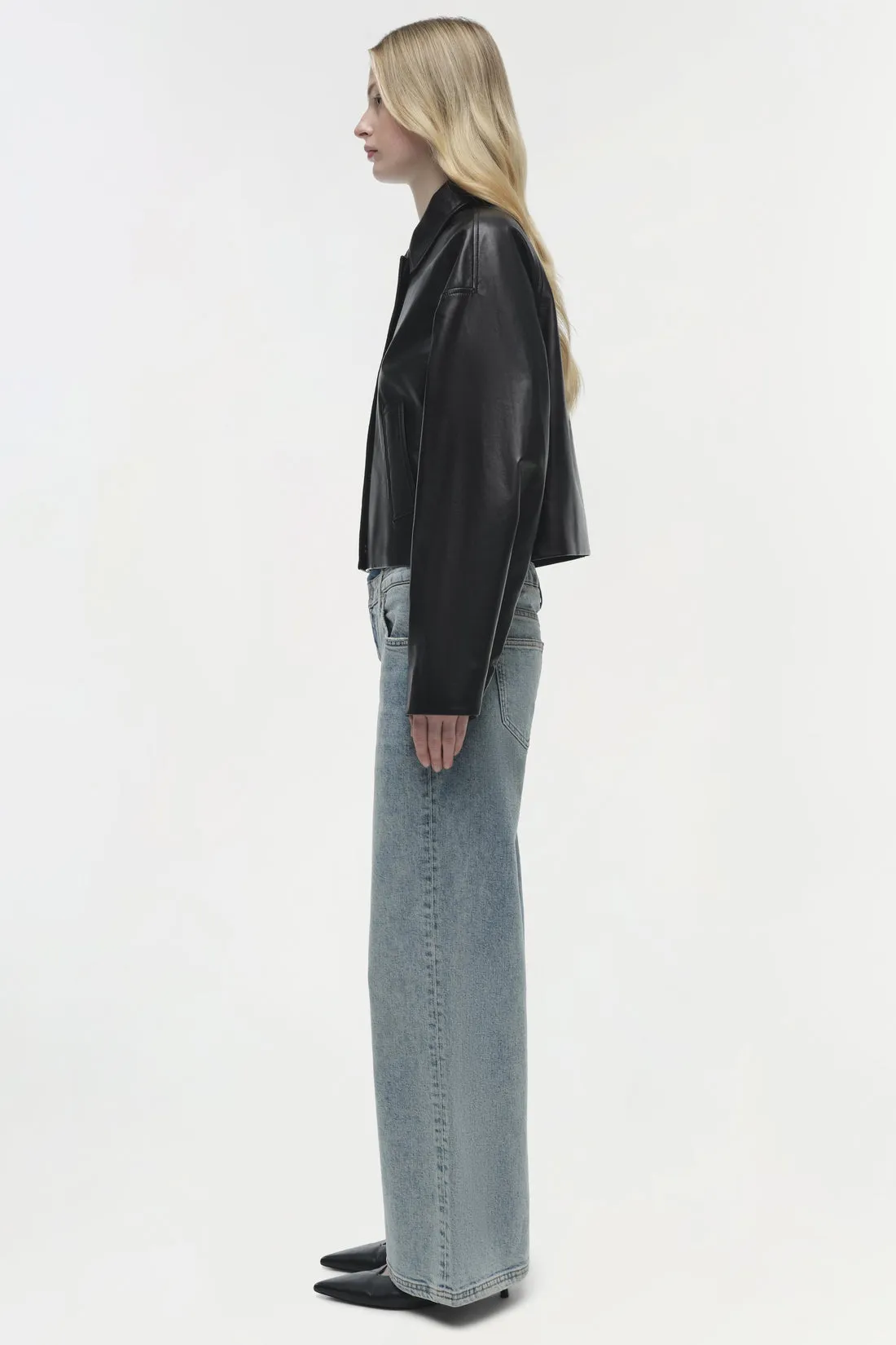 Everli Cropped Leather Jacket in Black