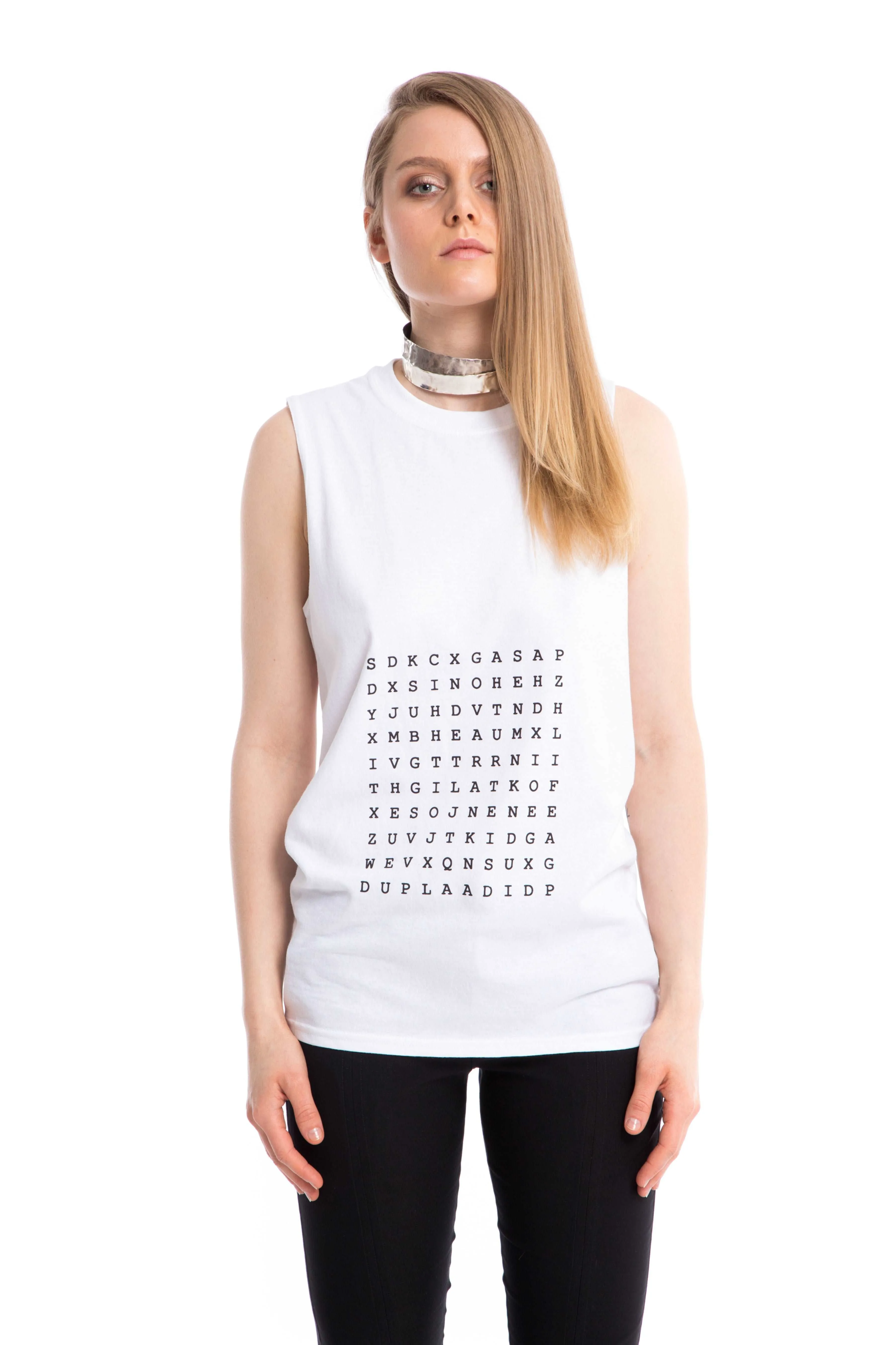 FIND ME White Graphic T-shirt