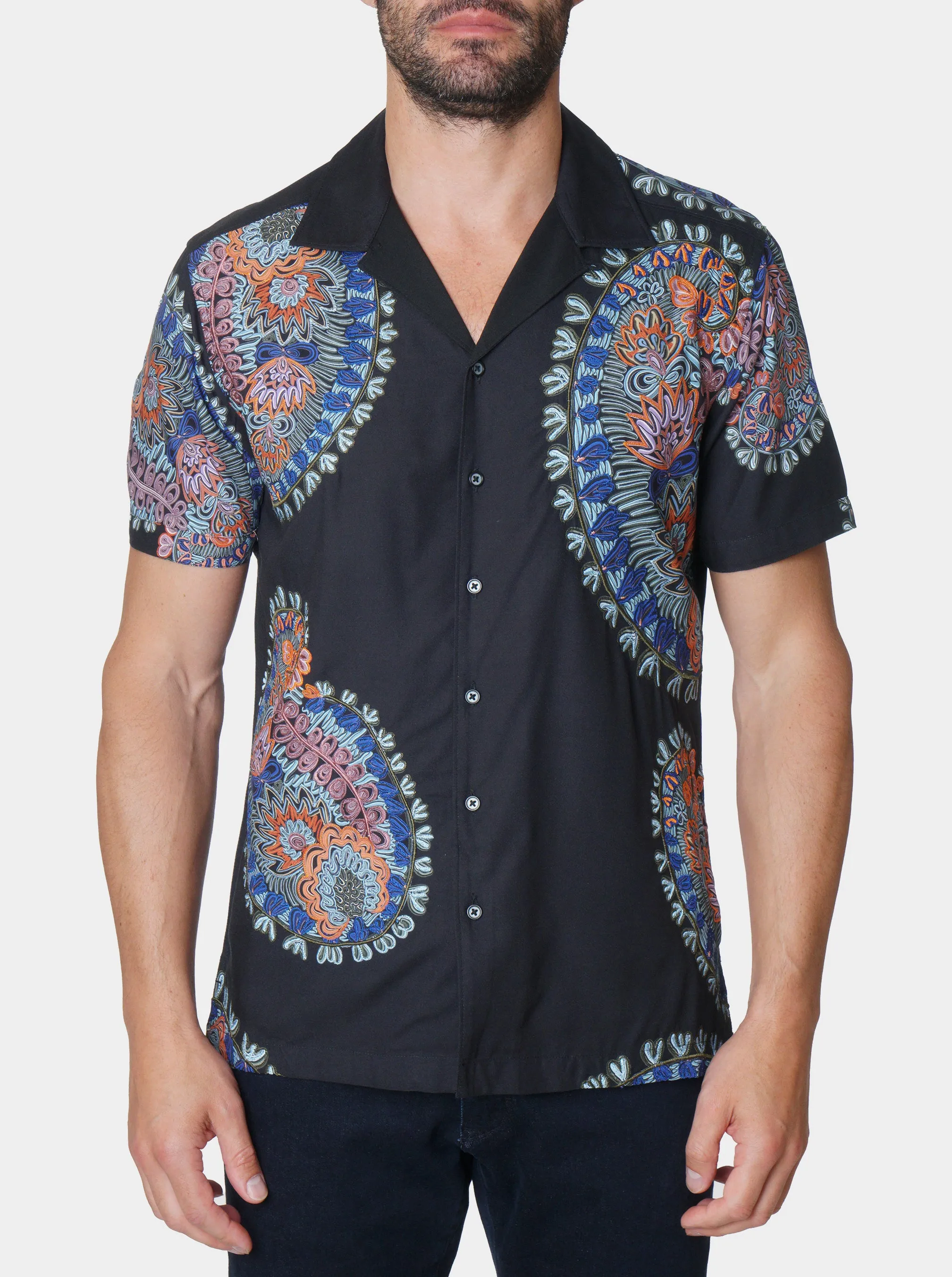 GOLIATH SHORT SLEEVE BUTTON DOWN SHIRT