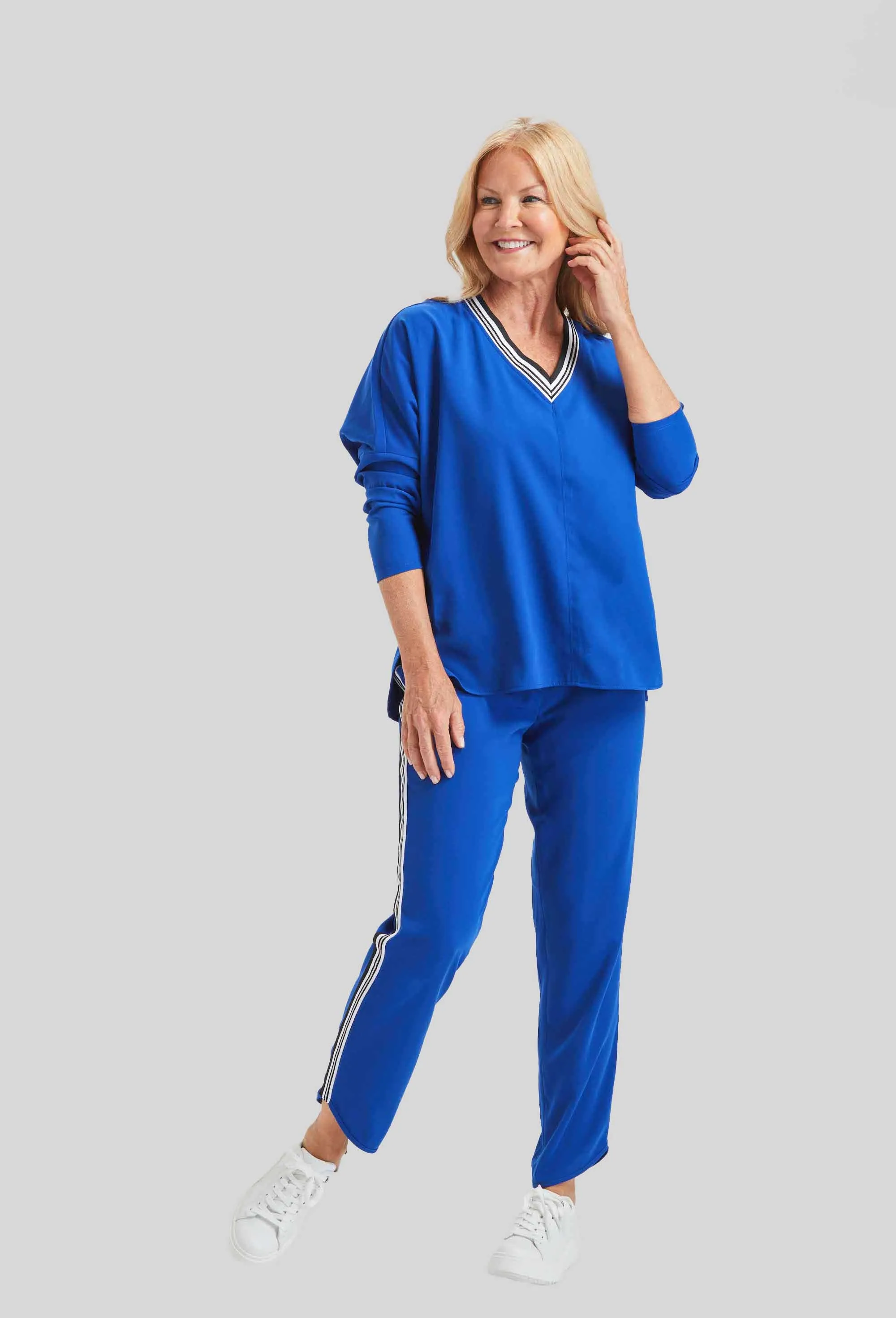 Jones ¾ Sleeve V-Neck: FINAL SALE
