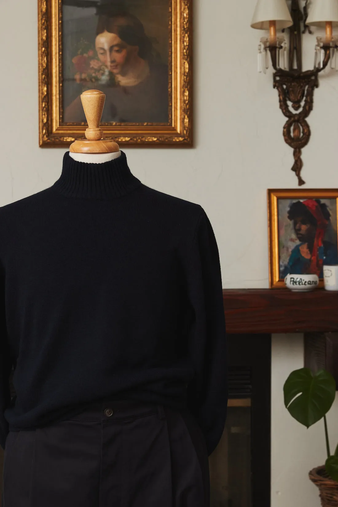 Mozzo Cashmere Mock Neck