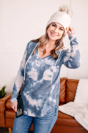 Nowhere To Hide Tie Dye Top in Vintage Blue