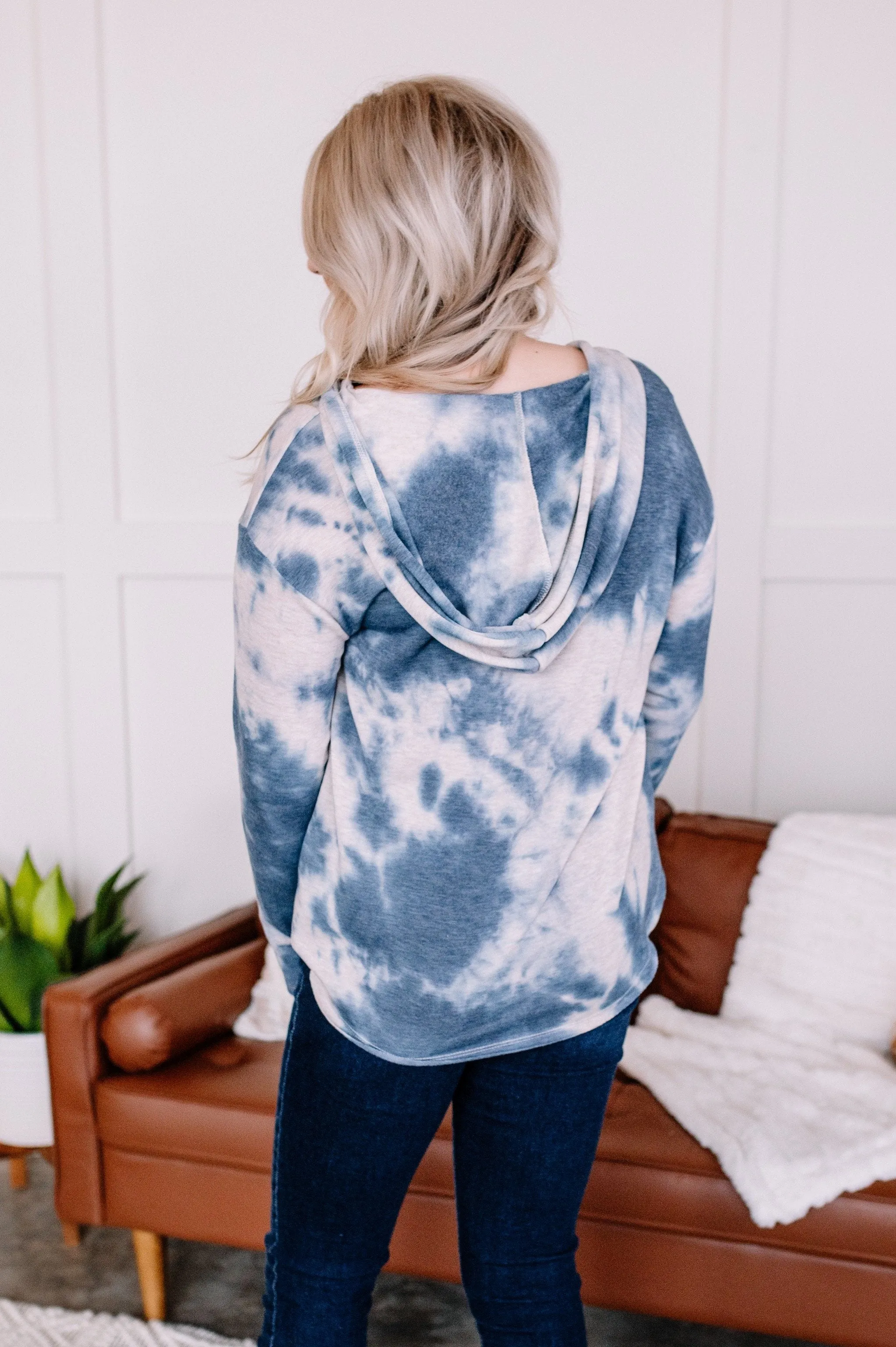 Nowhere To Hide Tie Dye Top in Vintage Blue