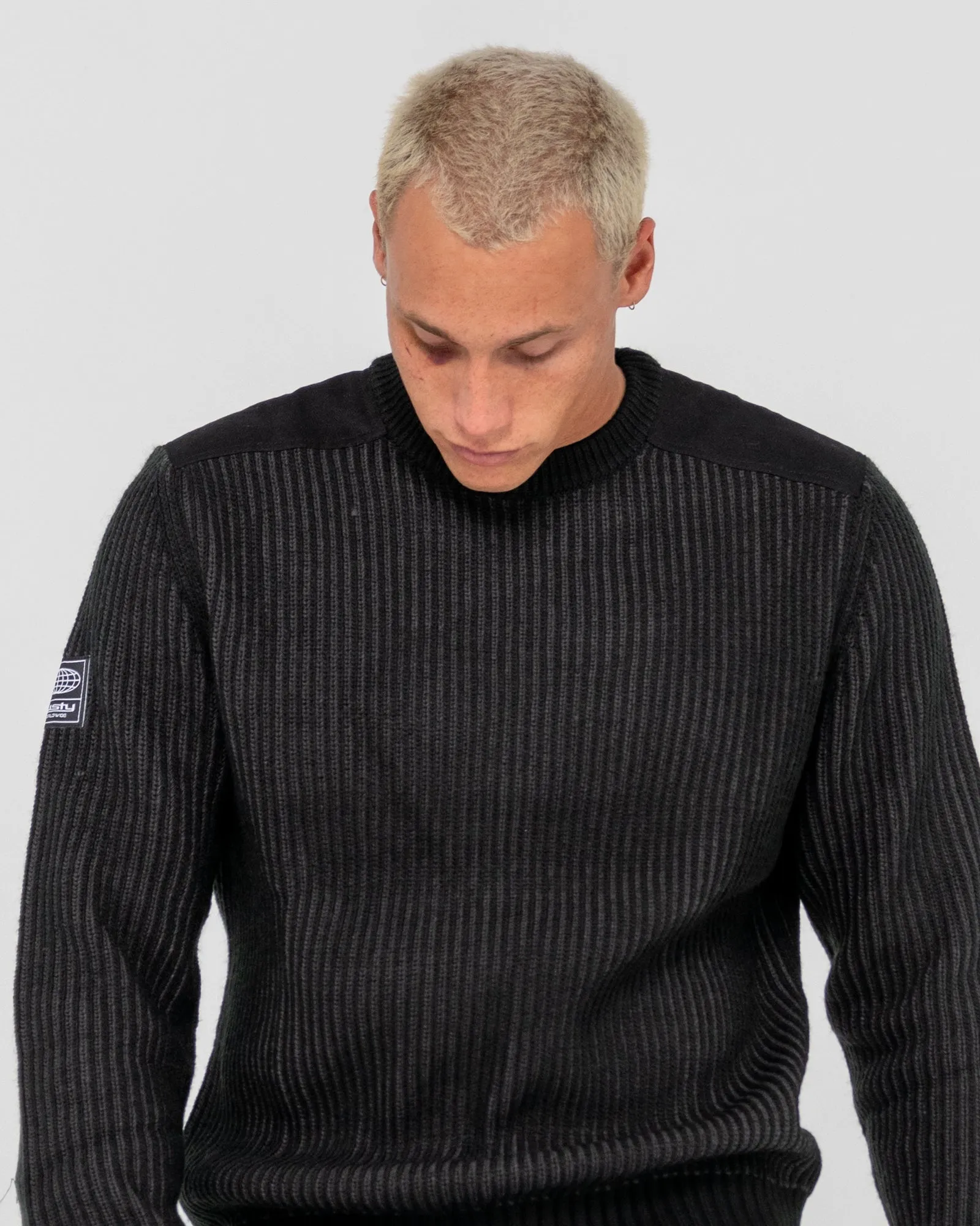 Ora Style Crew Knit