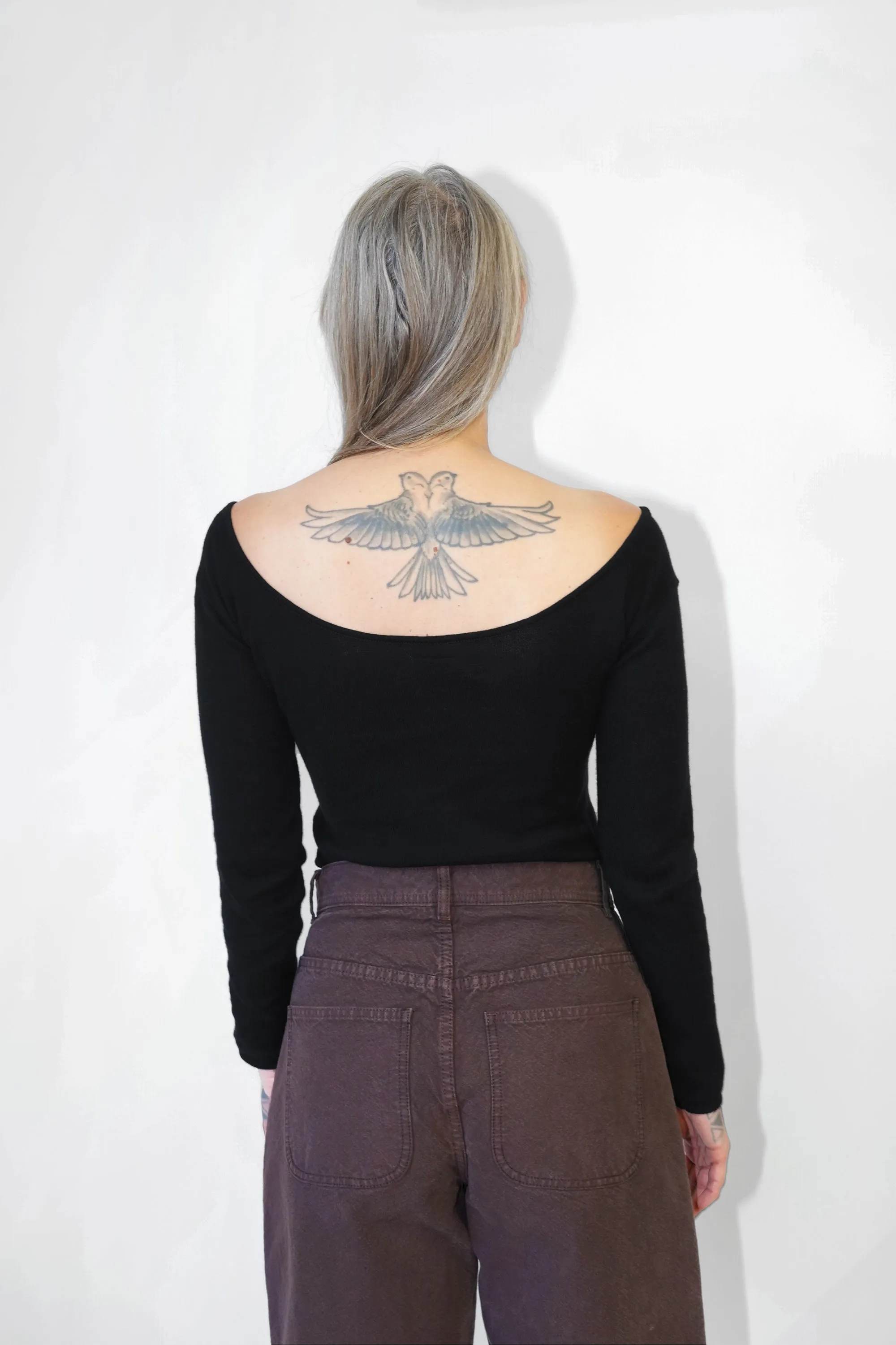 Poezia Top in Onyx