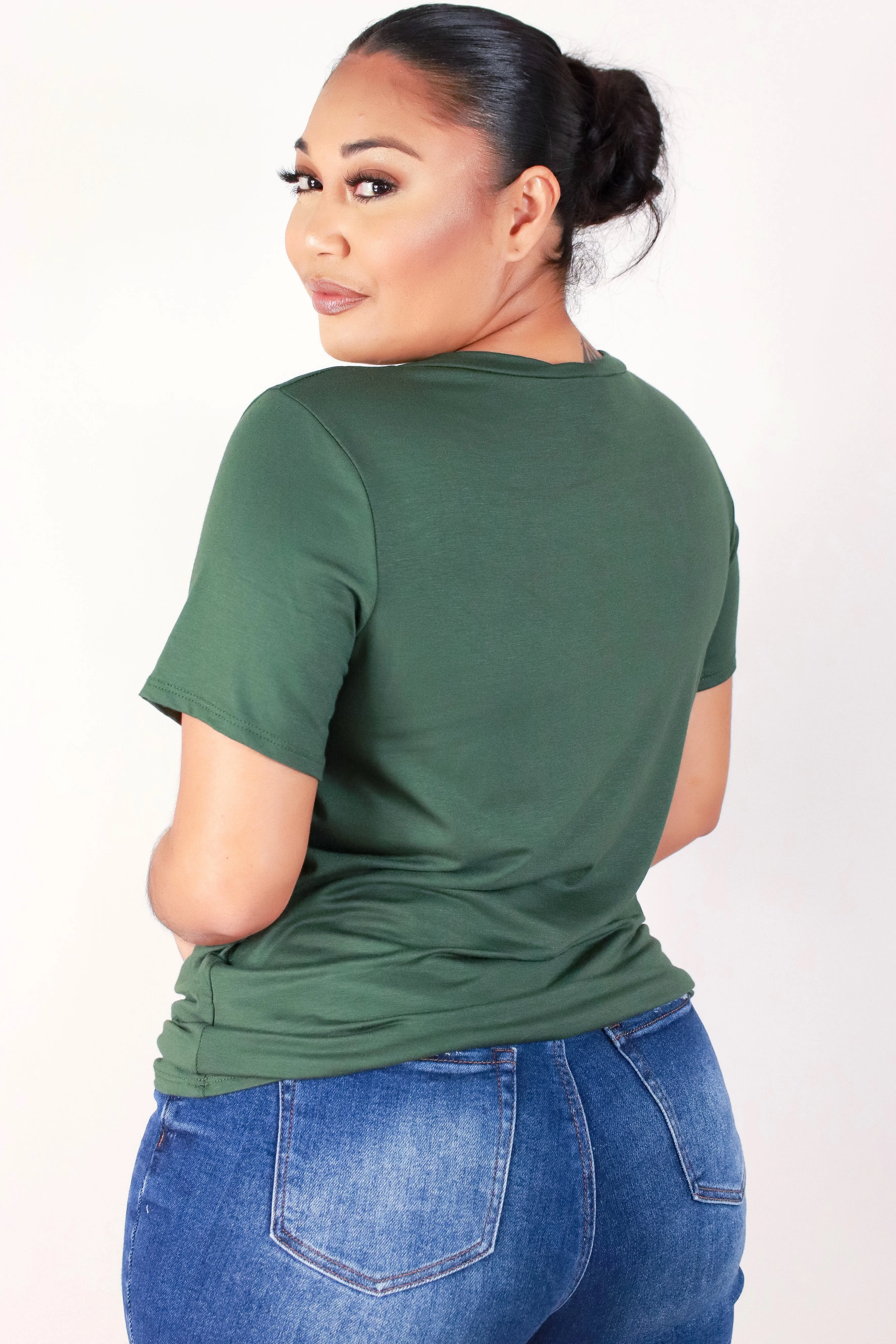 PUAKENIKENI LEI TEE