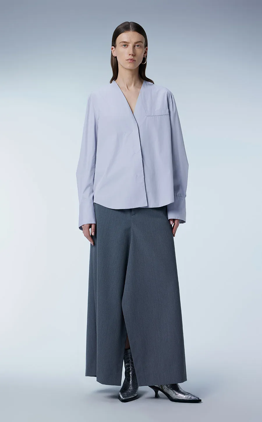 Shirt / JNBY V-neck Concealed Placket Shirt