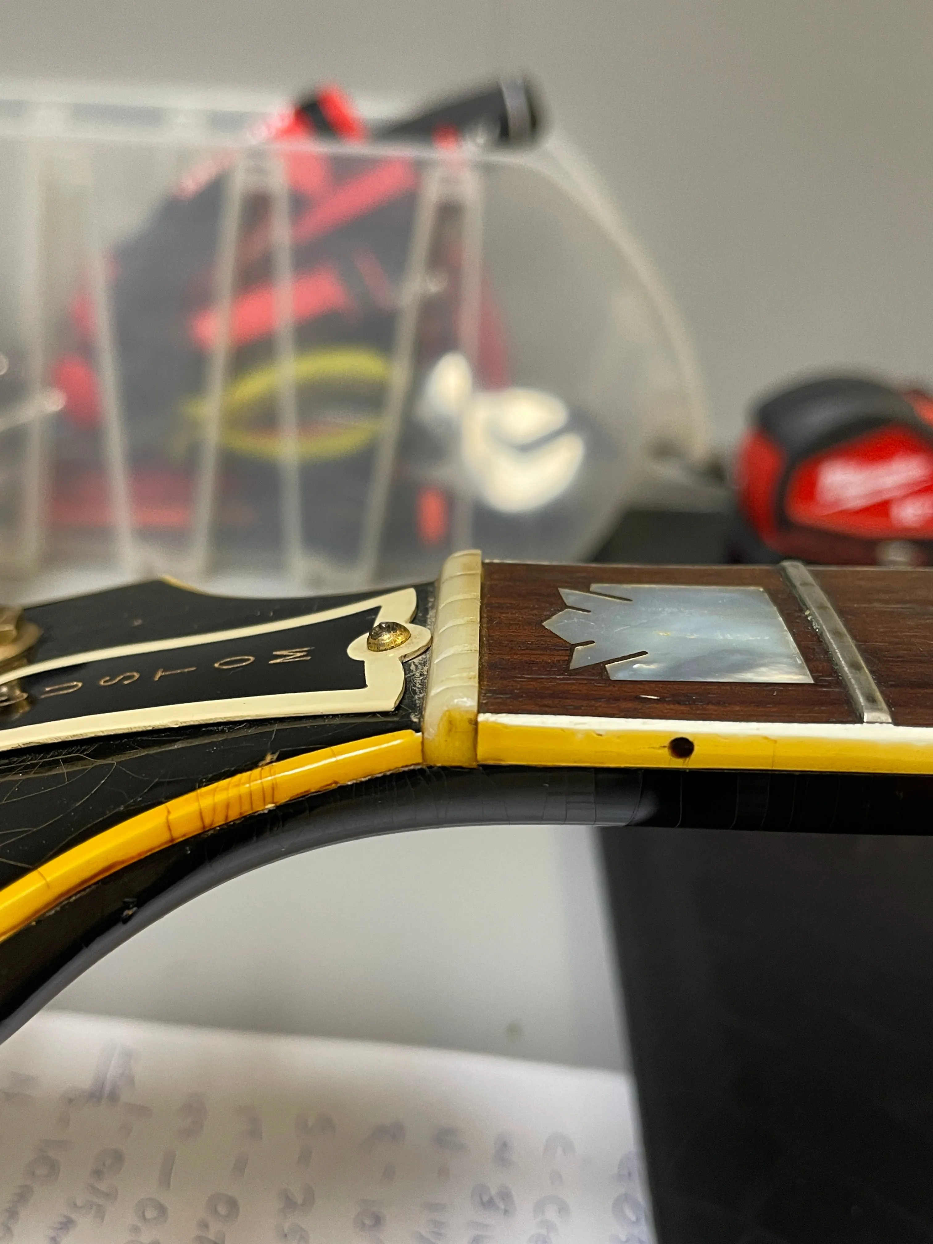 SOLD - Gibson J-200 1968 Player's Guitar