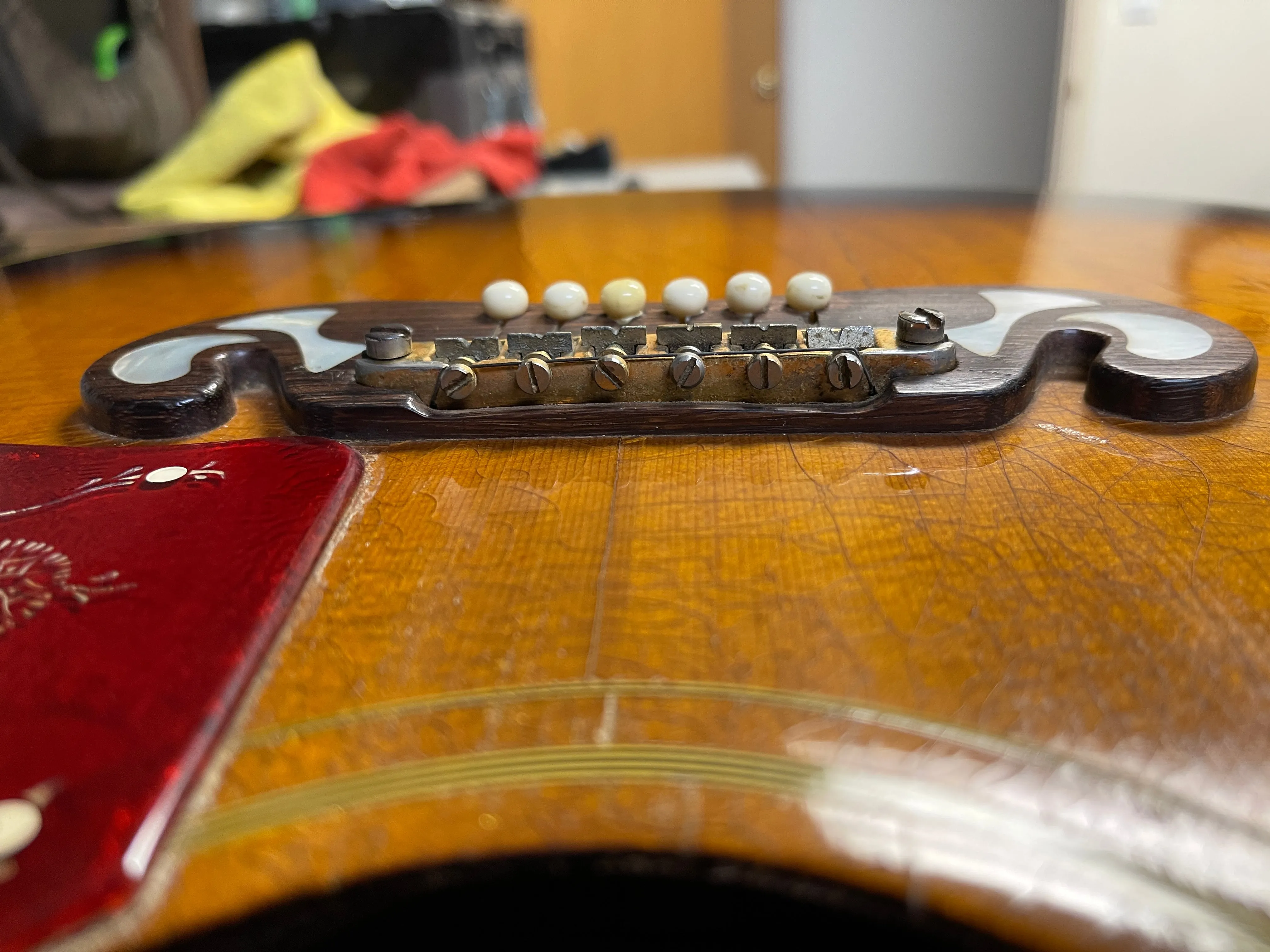 SOLD - Gibson J-200 1968 Player's Guitar