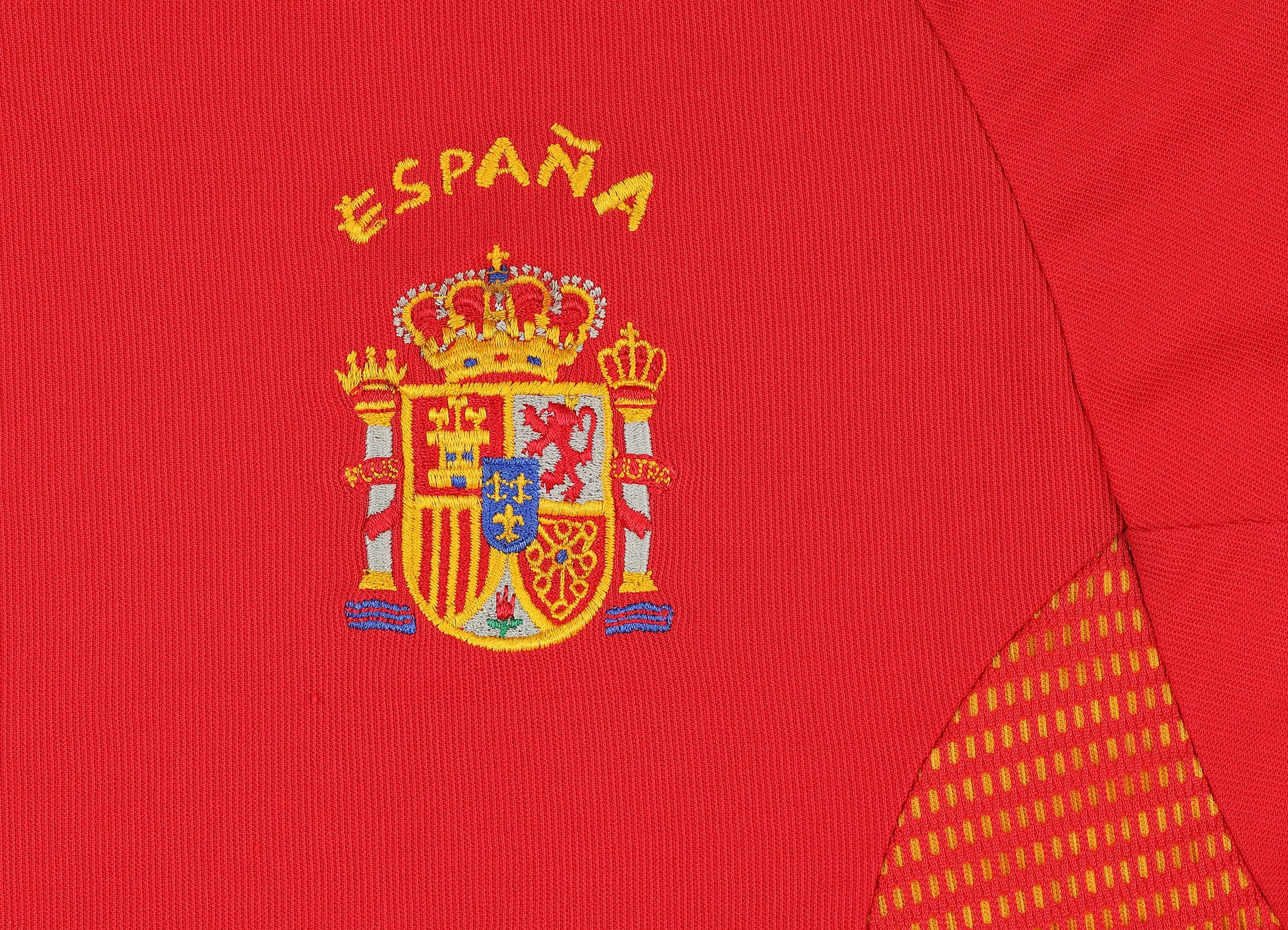 Spain 2002 Adidas Home Football Shirt - Red - XL