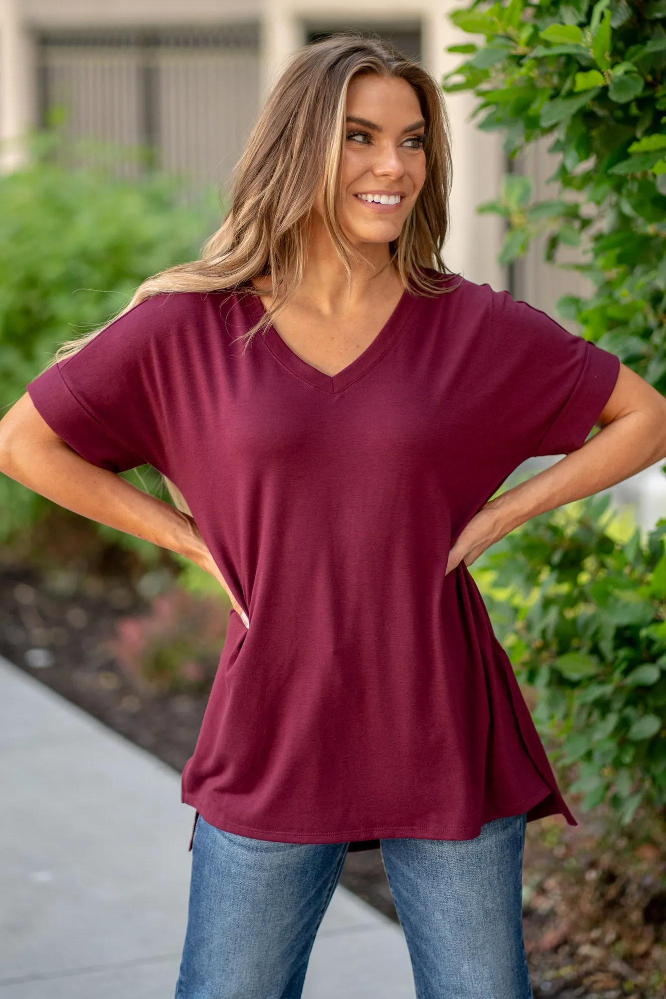 Super Soft Tee High Low Hem V Neck Top - Burgundy