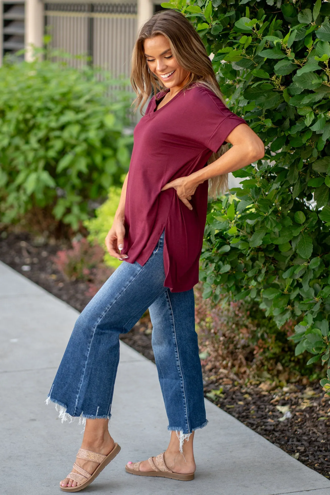 Super Soft Tee High Low Hem V Neck Top - Burgundy
