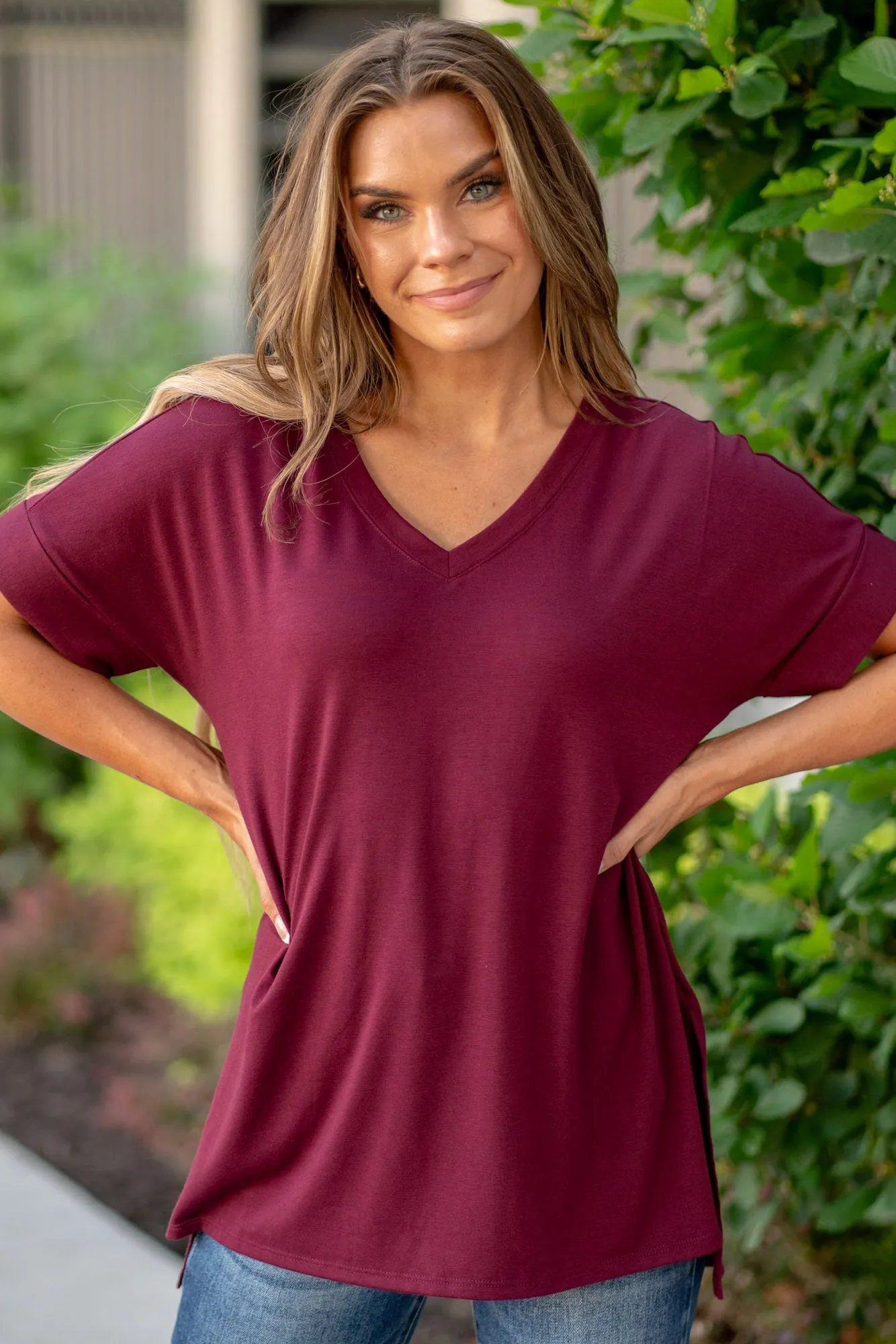 Super Soft Tee High Low Hem V Neck Top - Burgundy