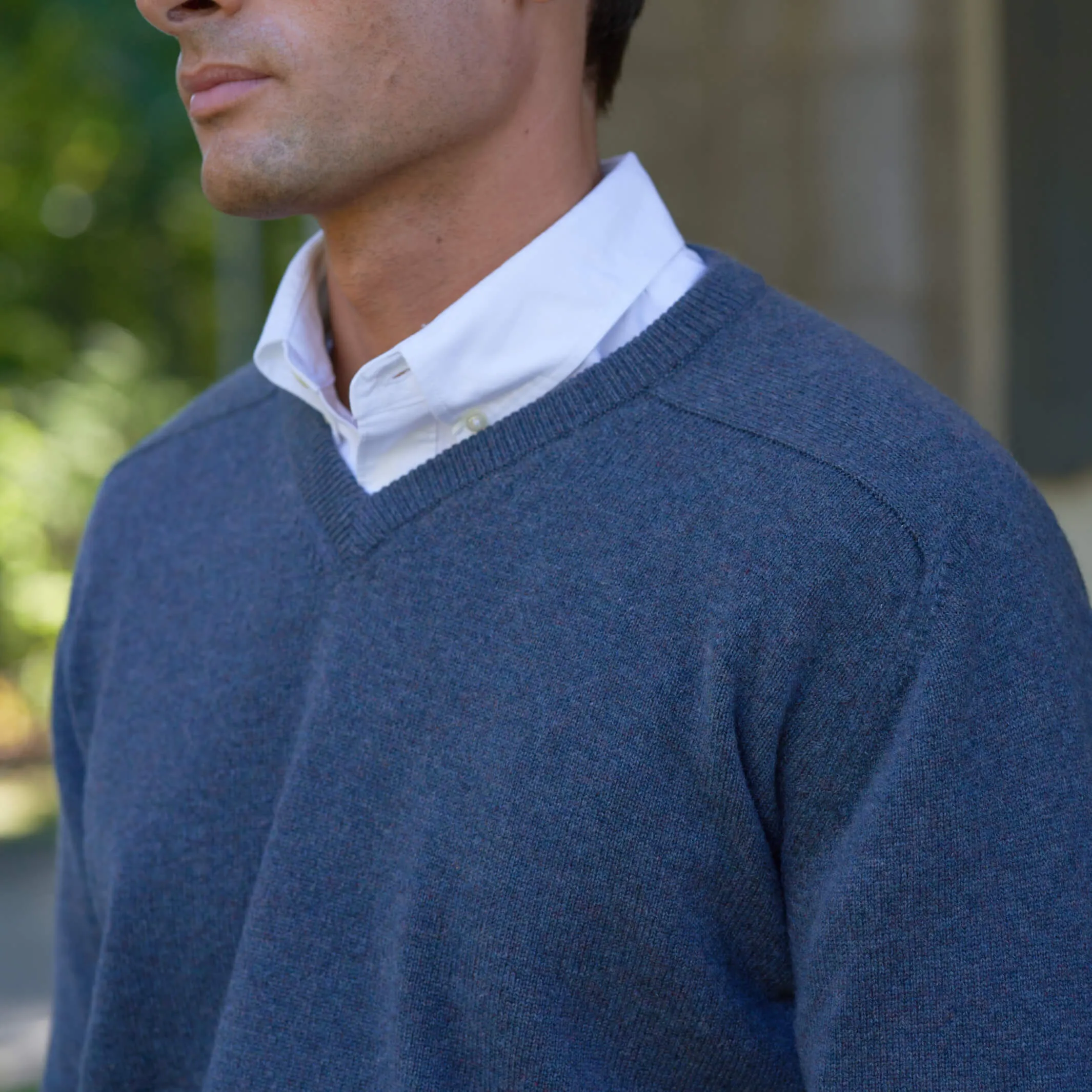 The Douglas 4-Ply Cashmere V-Neck Sweater