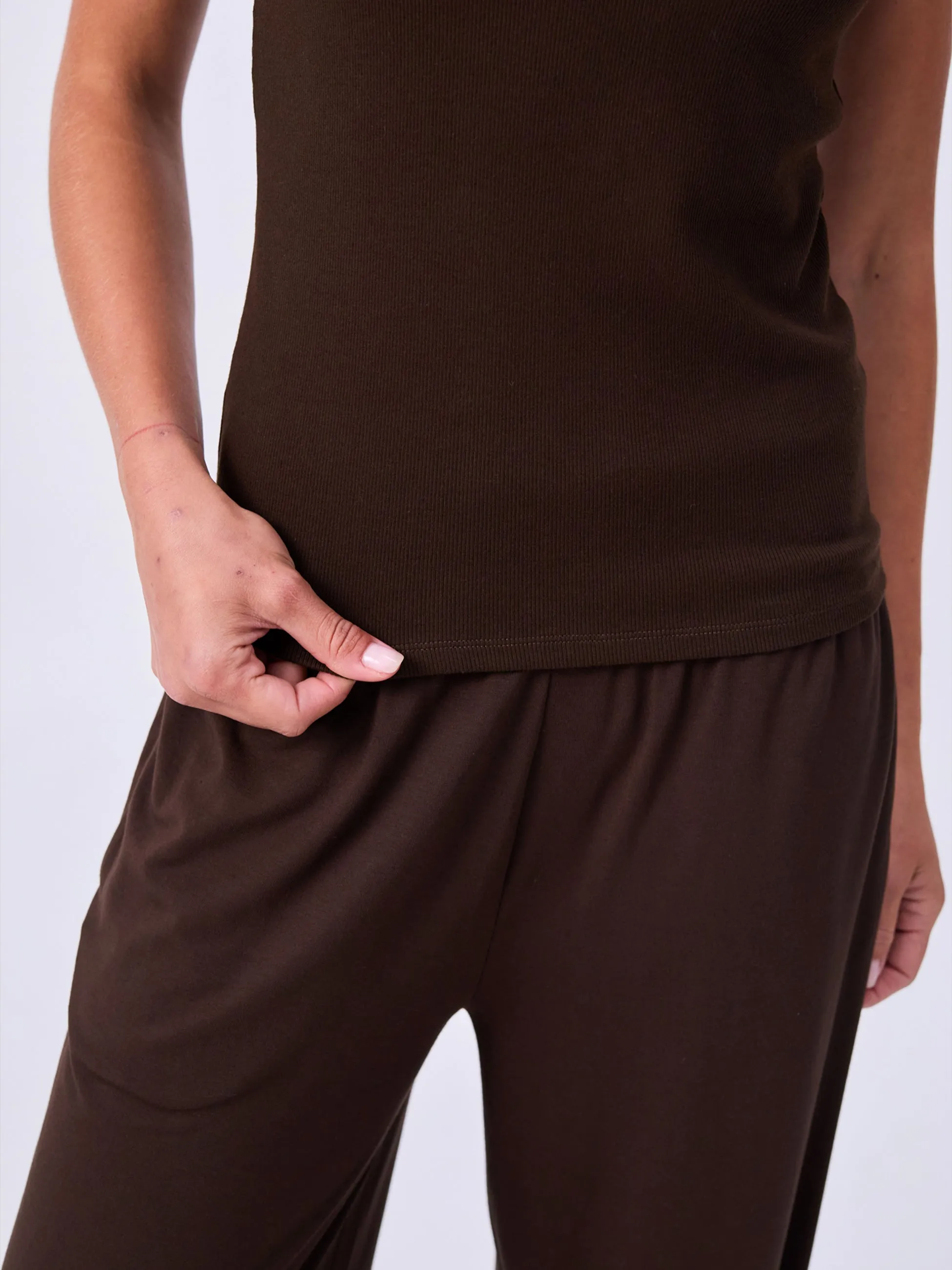 V neck Rib Tank - Coffee Bean
