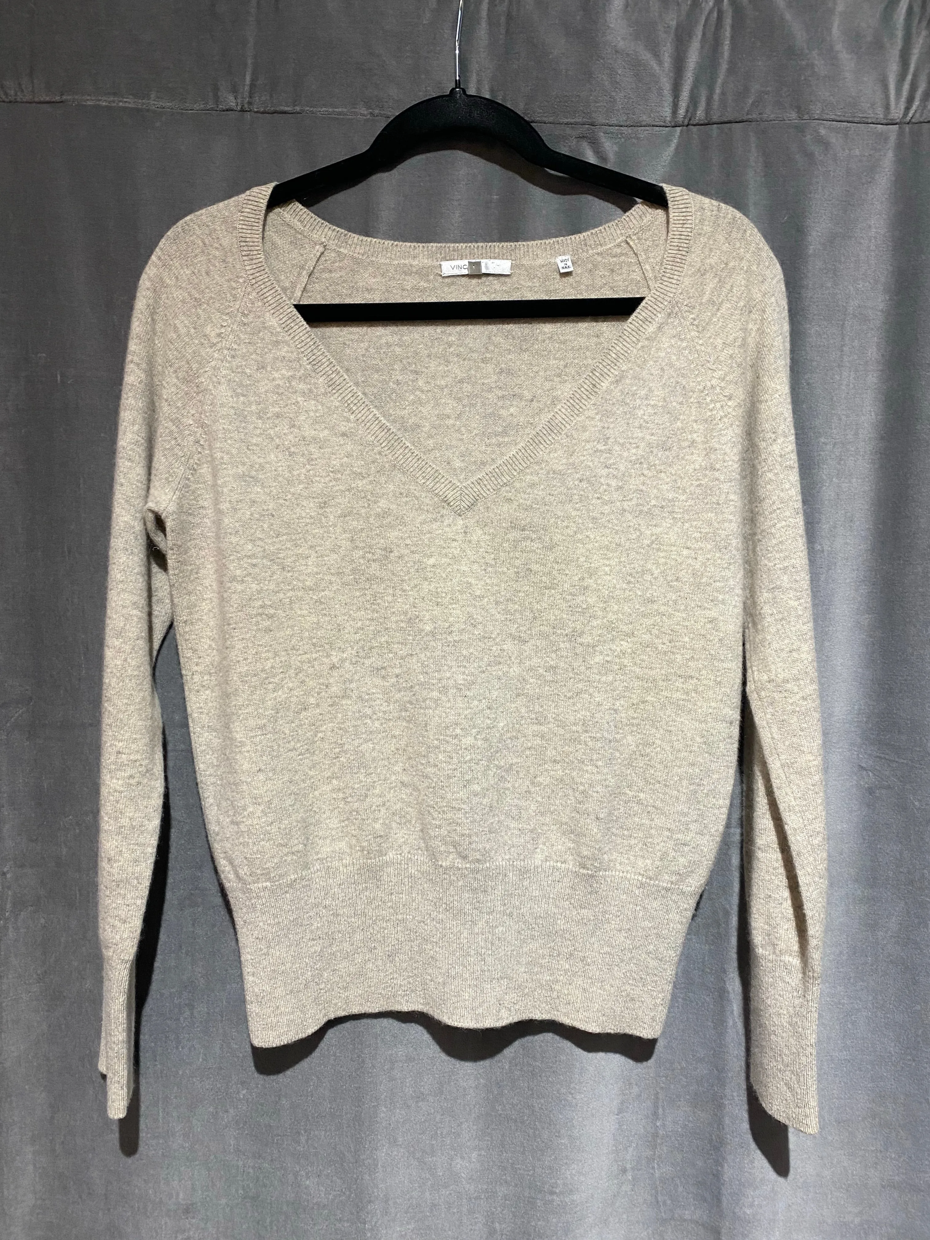 VInce Long Sleeve Cropped V Neck Sweater